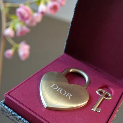 Candado y llave corazón Dior GWP Foto 1 de 2