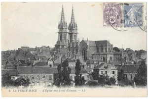 LA FERTÉ-MACÉ 61 L'Eglise CPA à dos vert écrite à Mme Marechal de Paris ~1910-20 - Imagen 1 de 2