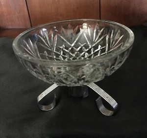 Vtg 60s Anchor Hocking Prescut Clear 5" Pineapple Round Bowl w/ Metal Stand - Picture 1 of 6