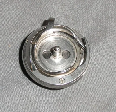 Genuine Original Singer 301 301A Rotary Hook Assembly CLEANED 170135 170128 - Image 1 of 4