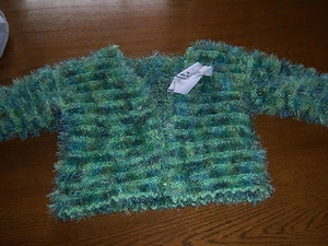 Babyjacke handgestrickt Größe 74/80 grün Brazilia Fransen - Bild 1 von 1