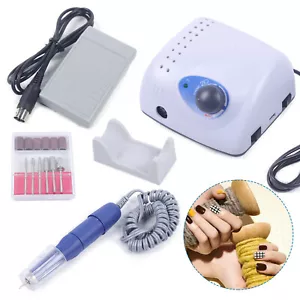 Trapano elettrico per unghie Strong 210 105L modello 210 kit manipolo 65W 35000rpm - Foto 1 di 11
