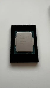 Intel Core i7-13700 5.20GHz 16-Core 30M LGA1700 i7 13700 CPU Processor SRMBA - Photo 1/1