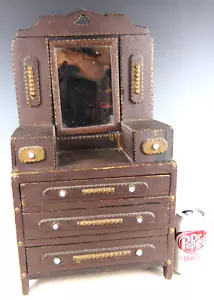 ANCIENNE COMMODE MINIATURE ART DU CLOCHARD en BOITES À CIGARES 1900 - ART POPULAIRE - Photo 1 sur 19