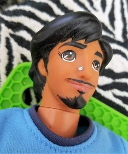 ALLADIN 12 inch DISNEY 1975 figurine / MATTEL Painted Face Redressed OOAK - Picture 1 of 8