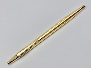 Ultra Rare Montblanc Noblesse No.1947 Ballpoint Pen in Special Geometric Pattern