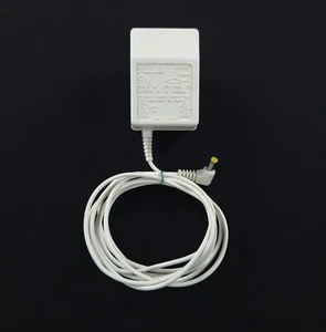 Adaptador de corriente enchufable original Sony AC-T42 AC 120V 60Hz 7W DC 9V 350mA - Imagen 1 de 5