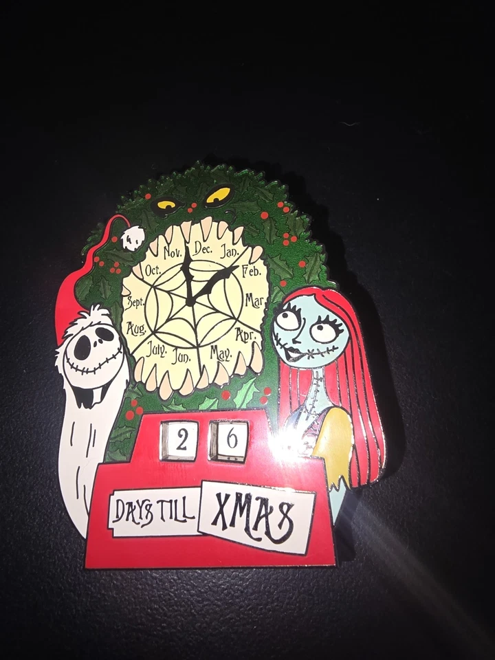 PIN CON CABALLETE DISNEY 2013 PESADILLA ANTES DE NAVIDAD CUENTA REGRESIVA JACK & SALLY LE Foto 1 de 3