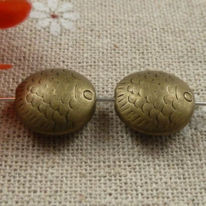 Envío gratuito 44 piezas cuentas espaciadoras de peces ahuecadas de bronce antiguo 13x13 mm L-1887 - Imagen 1 de 4