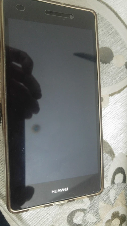 Huawei P8 Lite, con funda de agua y protector nuevo, en perfecto estado - Imagen 1 de 2