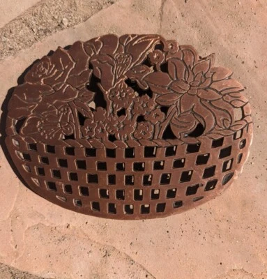 Old Dutch Design Co. Cobre Hierro Fundido Trivet Planta Soporte Colgante Pared Floral... Foto 1 de 4