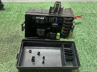 Fuse Box Engine 5Q0907361F Fits 19-21 Volkswagen Jetta 2615136 - Image 1 of 4