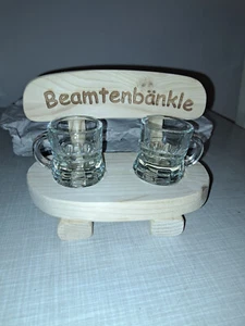 Holzbank mit Schnapsgläsern 2er Shotgläser Schnapsbank Beamtenbänkle Geschenk - Bild 1 von 3