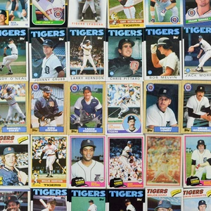 1970's - 80's Topps Detroit Tigers Baseball Cards Lot (30 Cards) Sportflic Leaf - Picture 1 of 11