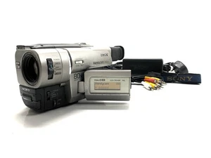 Sony CCD-TRV48E Video8 Hi8 Tape Digital Video Camera HANDYCAM Complete Set - Picture 1 of 17