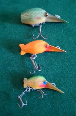 3 VINTAGE Luhr Jensen Hot Shot  Fishing Lures. - Image 1 of 4