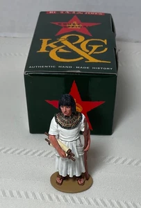 King & Country AE040 Court Official (Retired) - Picture 1 of 10