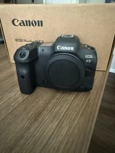 Canon EOS R5 45.0MP Mirrorless Camera - Black (Body Only) 6,000 Shutter - Picture 1 of 10