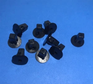 Grommet Screw Guard Liner Clip Female Fits Toyota Hilux KDN KZN LN RZN VZN 98-05 - Picture 1 of 1