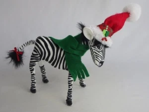 Annalee 7” Cebra de Navidad en sombrero y bufanda de Santa – 2017 - Imagen 1 de 7