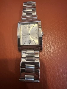 guess microsteel Tank, Japan stainless steel 27 x 35 mm case Silver Date G90125g - Picture 1 of 3