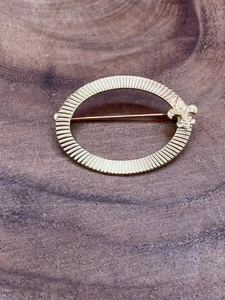Vintage Boy Scout Brooch Leaders Brooch Gold tone - Picture 1 of 3