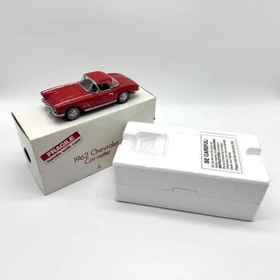 Chevrolet Corvette 1962 Danbury 1/24 como nuevo (sin certificado de autenticidad) Foto 1 de 4
