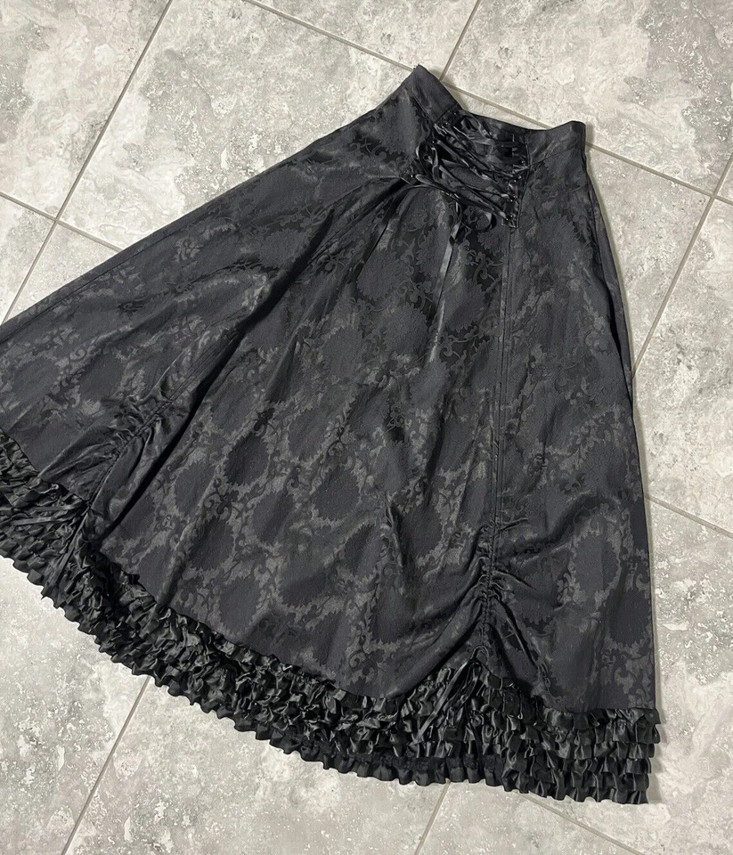 Maxi Falda Volantes Negra Living Dead Souls Jacquard Encaje Floral Corsé Bultle S Foto 1 de 4