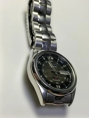 Citizen Automatic Watch Stainless Steel Black Dial Wristwatch Timepiece Classic - Image 1 of 2