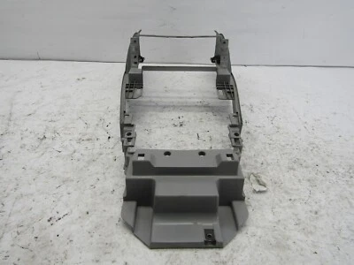 Cubierta de bisel de piso delantero Mitsubishi Montero Sport 2000 2004 para consola central Foto 1 de 4