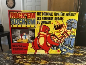 Rock 'Em Sock 'Em Robots Kids Game Fighting Robots Red Rocker & Blue Bomber NEW - Picture 1 of 7