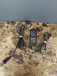 Adaptador de fuente de alimentación AC/DC LEI NU40-2120333-I3 12V 3,33A 40W genuino con PC - Imagen 1 de 5