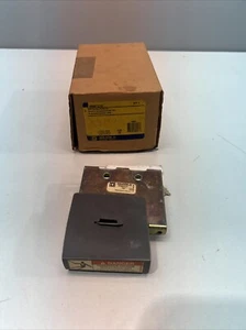 SQUARE D LIMIT / SNAP SWITCH 9007 A0-1 W/AUX CONTACT 9999 TC10 ( Missing Parts) - Picture 1 of 4