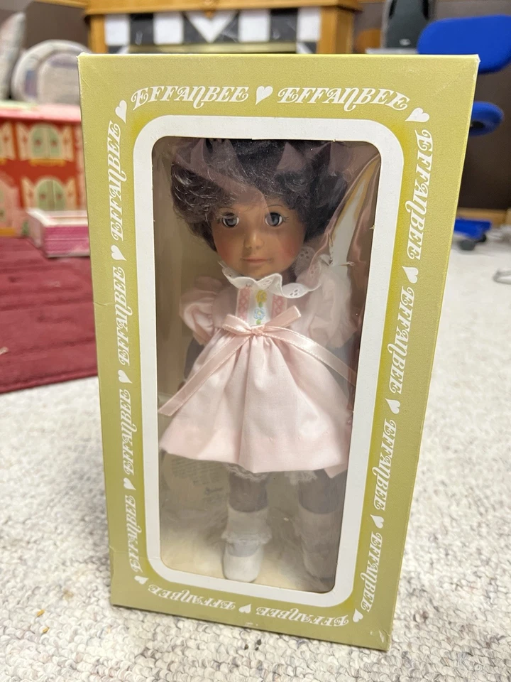 Effanbee Vintage Lisa African American Sissy Vinyl Doll 1985 11"