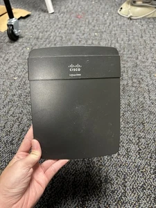 CISCO Linksys E900 - Imagen 1 de 8