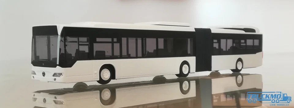 AWM AUTOMODELLE GMBH AWM Mercedes Benz Citaro G Hybrid 3-türig weiß 11861