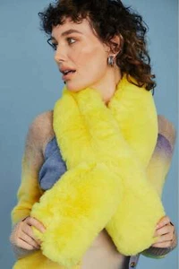 JAYLEY Faux Fur Scarf in Yellow - Picture 1 of 2