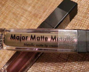 Sleek Major Matte Metallic Lip Cream Roman Copper 1042-1043. - Picture 1 of 3