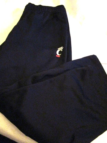 NEW ADIDAS CLIMAWARM FLEECE LINED SWEATPANTS CINCINATTI BEARCATS NCAA BLACK XL Cover