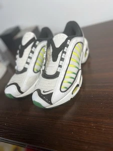 EUC Nike Mens Air Max Tailwind IV 4 OG 9.5 - Picture 1 of 5