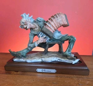 Vtg Giuseppe Armani  Accordion Playing figurine  Rare Euc Retired #121/975 Italy - Picture 1 of 15