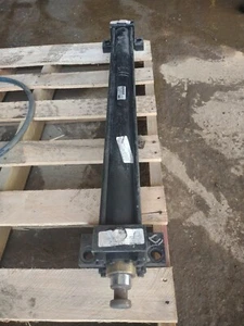 Parker 1H2H0A00010231 2.502HDKNHT1355N29.000 CYLINDER  - Picture 1 of 2