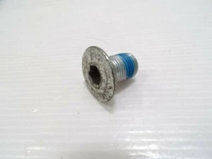 15 Mercedes W222 S550 steering wheel mounting bolt ribe 8.8 0009906239 - Picture 1 of 1