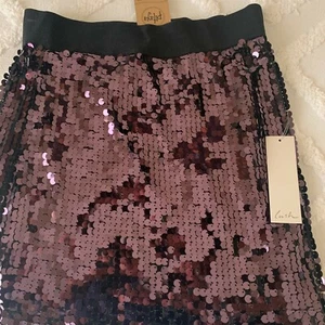 LUSH LADIES SEQUINS SKIRT  - Picture 1 of 4