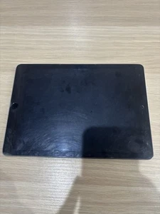 Ipad PRO 32gb , read description before purchase - Picture 1 of 4