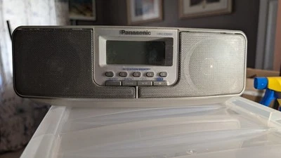 PANASONIC RC-CD500 CD AM FM Dual Alarm Clock Radio - WORKING VG Condition - Image 1 of 4