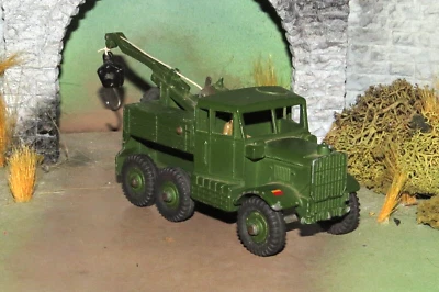 EXCELENTE CAMINHÃO DE BRINQUEDO FUNDIDO TRATOR DE RECUPERAÇÃO DINKY COMO NA FOTO-INGLATERRA - Imagem 1 de 4