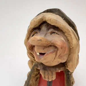 Henning handgeschnitzt Holz Norwegen alte Frau Troll Wichtel Volkskunst - Bild 1 von 11