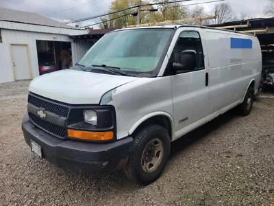 CHEVROLET EXPRESS 3500 VAN Throttle Body Throttle Valve Assembly; 4.8L 03 04 0 - Image 1 of 4
