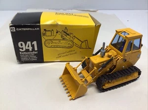 Caterpillar 941 Kettenlader Track Type Loader 1/24 Nzg Plastic Tracks - Picture 1 of 24